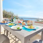 Le Con Piscina Idromassaggio, Capo Vaticano 아파트 *