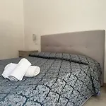 Le Con Piscina Idromassaggio, Capo Vaticano * 리카디