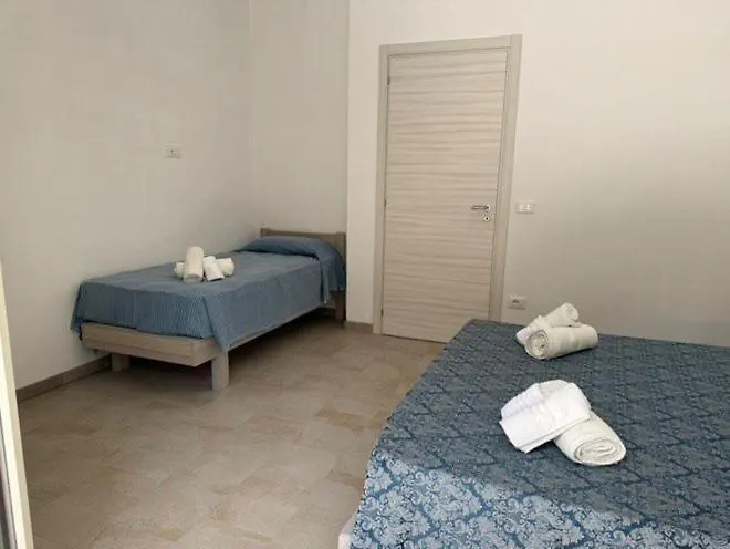 Le Con Piscina Idromassaggio, Capo Vaticano 公寓