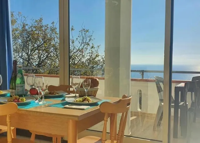 Le Con Piscina Idromassaggio, Capo Vaticano 公寓 *