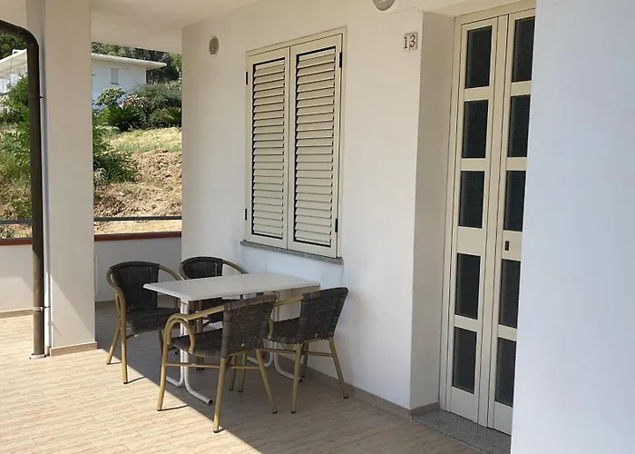 公寓 Le Con Piscina Idromassaggio, Capo Vaticano 里卡迪