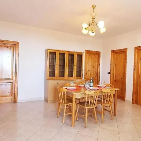 Le Con Piscina Idromassaggio, Capo Vaticano Ricadi