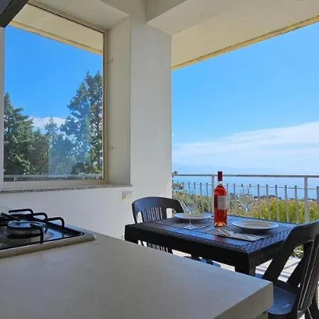 Le Con Piscina Idromassaggio, Capo Vaticano Apartament Ricadi