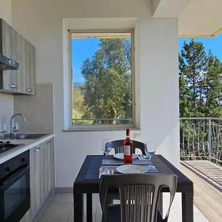 Le Con Piscina Idromassaggio, Capo Vaticano Ricadi