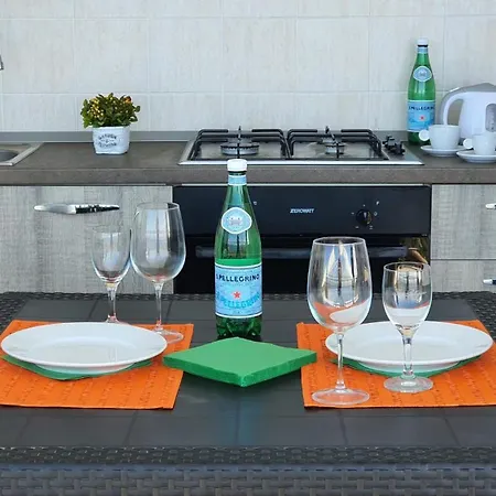 Le Con Piscina Idromassaggio, Capo Vaticano * Ricadi