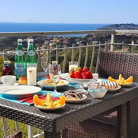 Apartment Le Con Piscina Idromassaggio, Capo Vaticano Ricadi