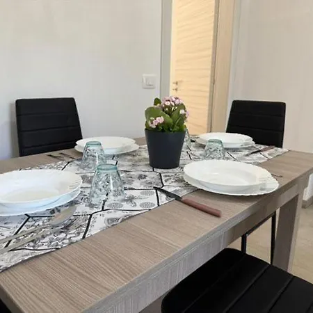 Le Con Piscina Idromassaggio, Capo Vaticano Ricadi