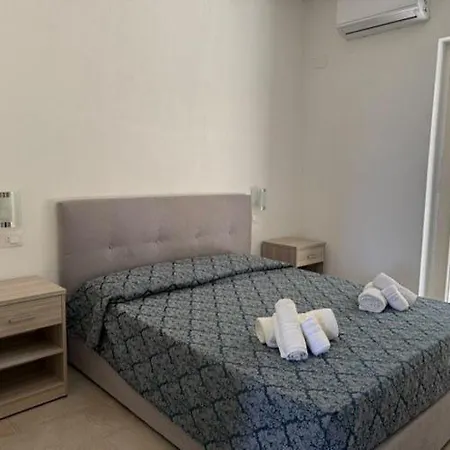 Le Con Piscina Idromassaggio, Capo Vaticano * Ricadi