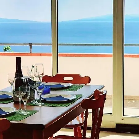 Appartement Le Con Piscina Idromassaggio, Capo Vaticano Ricadi