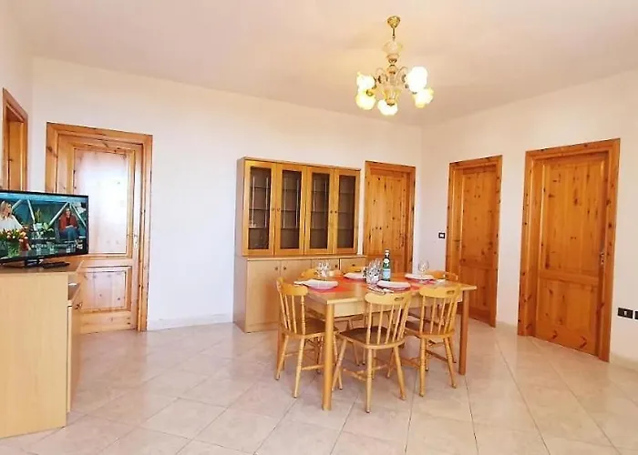 Le Con Piscina Idromassaggio, Capo Vaticano Ricadi