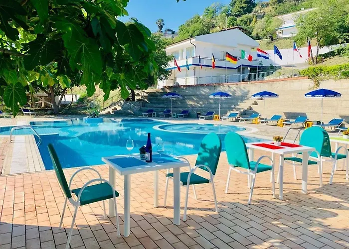 Lägenhet Le Con Piscina Idromassaggio, Capo Vaticano