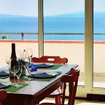 Apartment Le Con Piscina Idromassaggio, Capo Vaticano Ricadi