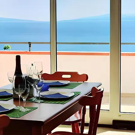 Le Con Piscina Idromassaggio, Capo Vaticano Ricadi