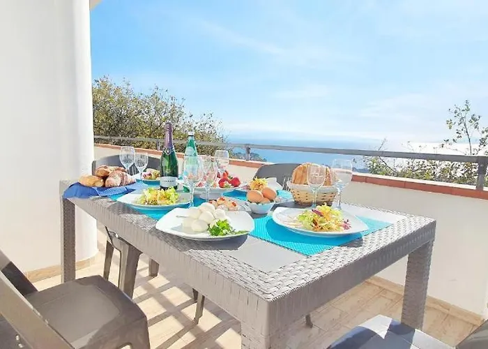 Le Con Piscina Idromassaggio, Capo Vaticano Appartement *