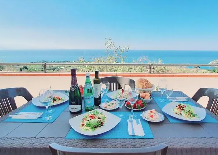 Le Con Piscina Idromassaggio, Capo Vaticano Appartement *
