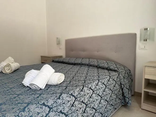 Le Con Piscina Idromassaggio, Capo Vaticano * Ricadi